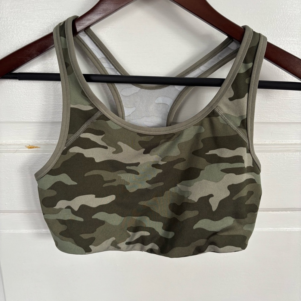 Victoria's Secret Pink Green Camo Sports Bra
